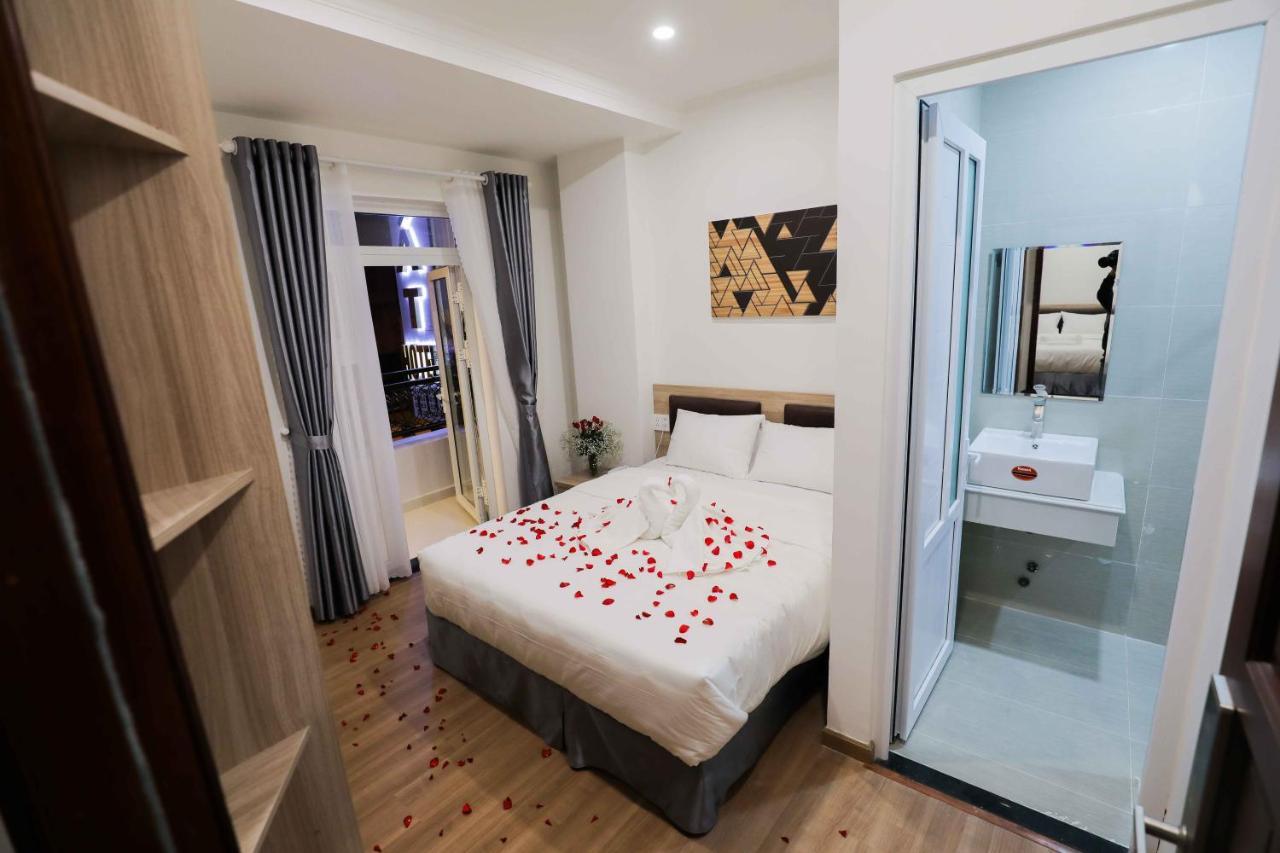 Dinh Cat Hotel Dalat Bagian luar foto
