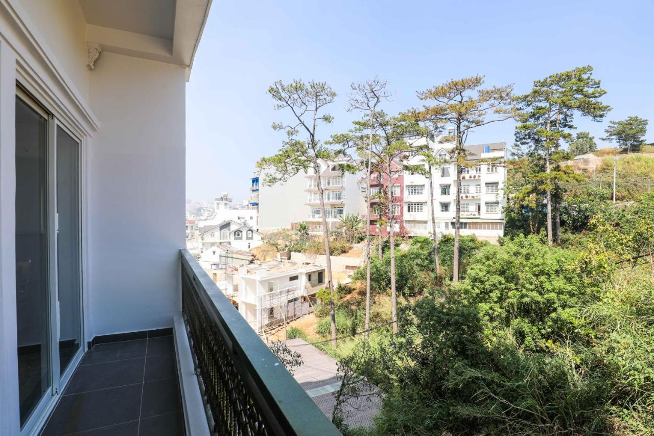 Dinh Cat Hotel Dalat Bagian luar foto
