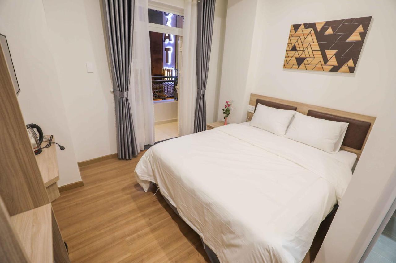 Dinh Cat Hotel Dalat Bagian luar foto